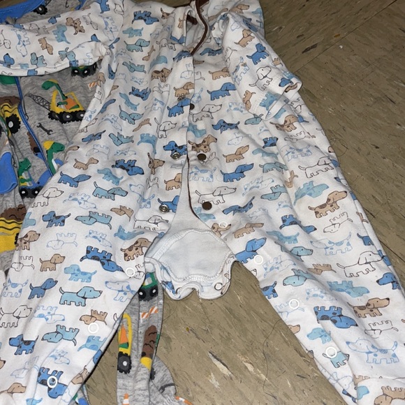 4 footed pajamas - Picture 2 of 9